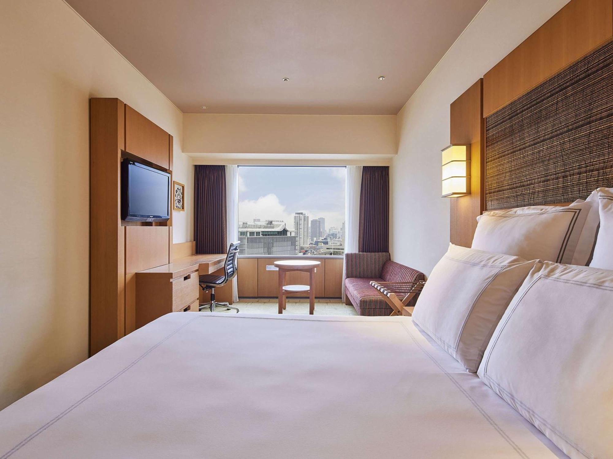 酒店 Swissotel Nankai 5*