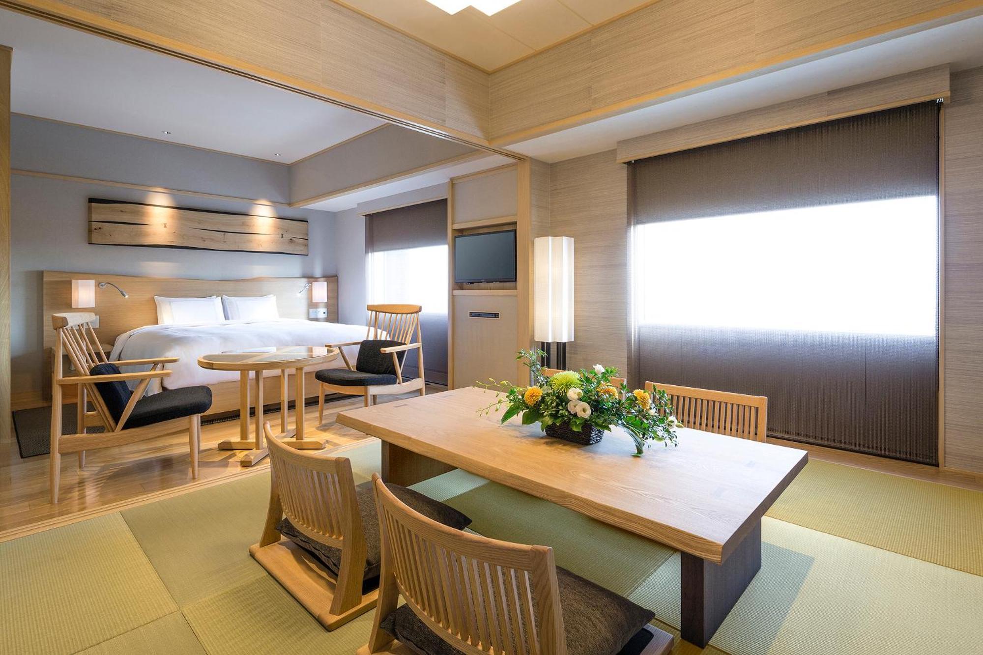 โรงแรม Swissotel Nankai 5*